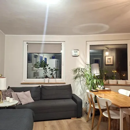 Almonia Z Pianinem ורוצלב